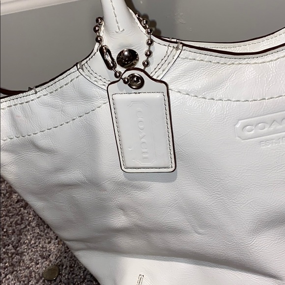 Authentic white coach purse - Picture 2 of 4